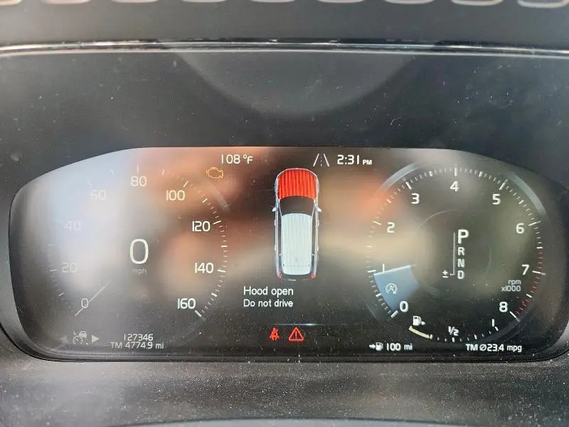 2017 VOLVO XC90 T6