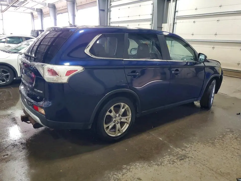 2015 MITSUBISHI OUTLANDER SE  