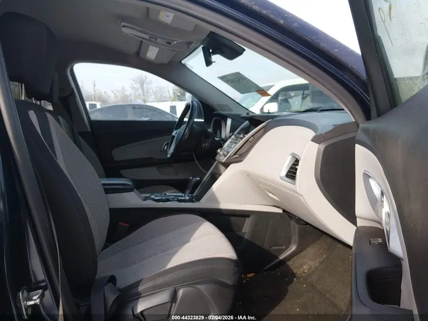 2017 CHEVROLET EQUINOX LT