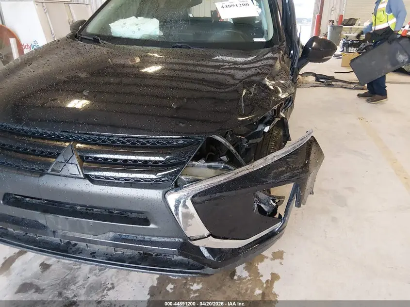 2019 MITSUBISHI ECLIPSE CROSS LE