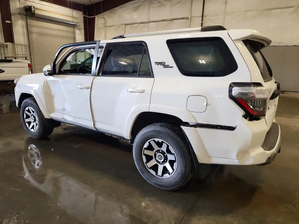 2018 TOYOTA 4RUNNER   