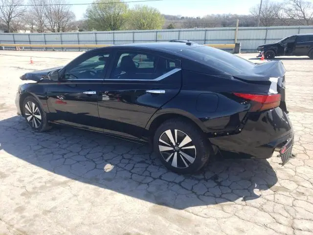 2022 NISSAN ALTIMA SV  