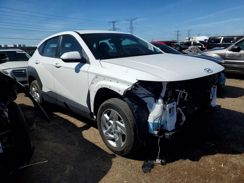 2025 HYUNDAI KONA SE  