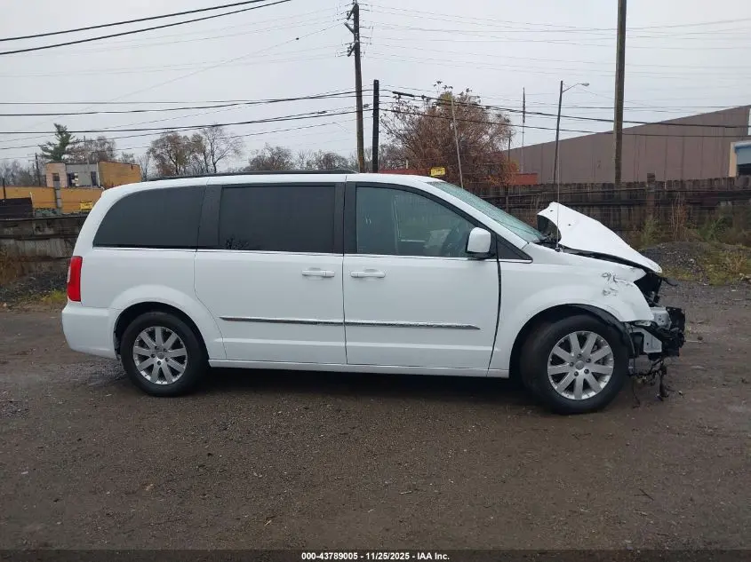 2015 CHRYSLER TOWN & COUNTRY TOURING