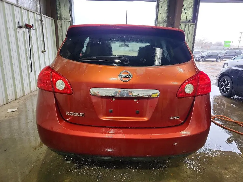 2011 NISSAN ROGUE S  