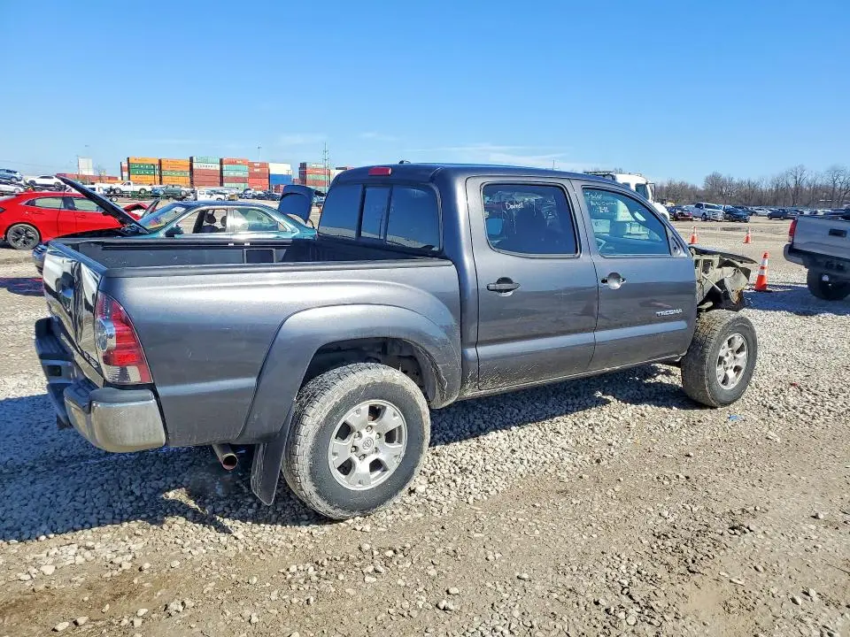 2011 TOYOTA TACOMA V6  