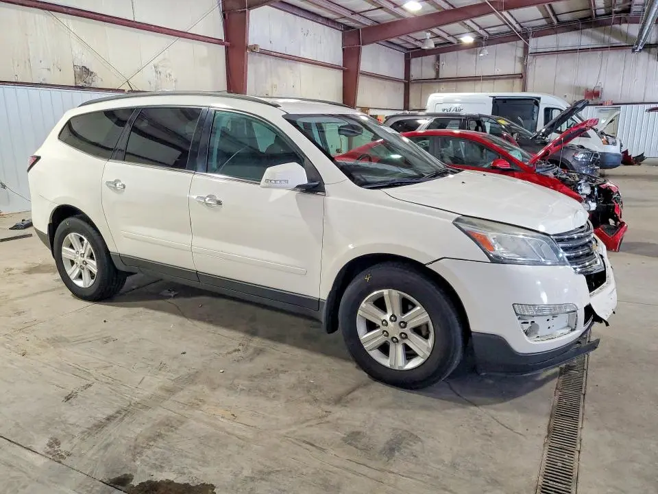 2014 CHEVROLET TRAVERSE LT  