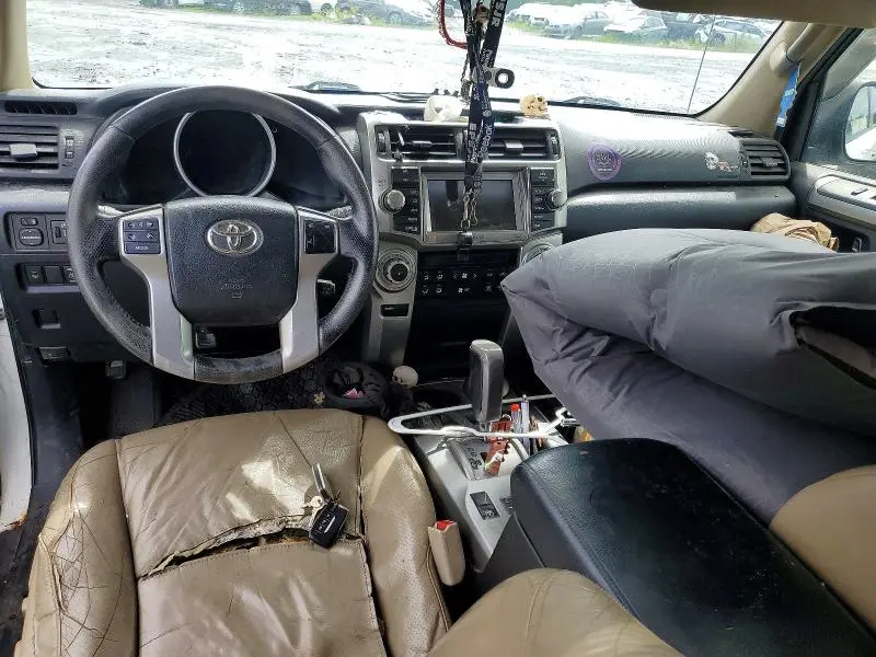 2013 TOYOTA 4RUNNER SR5  