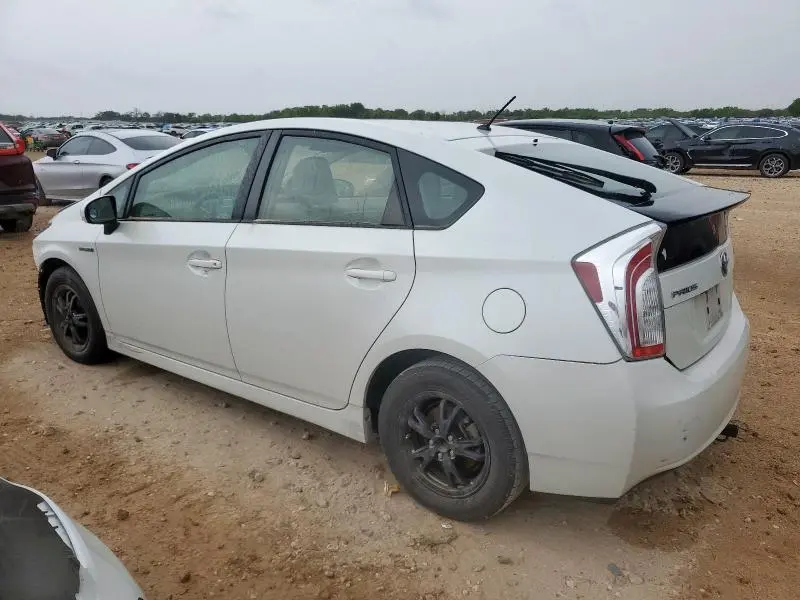 2015 TOYOTA PRIUS   