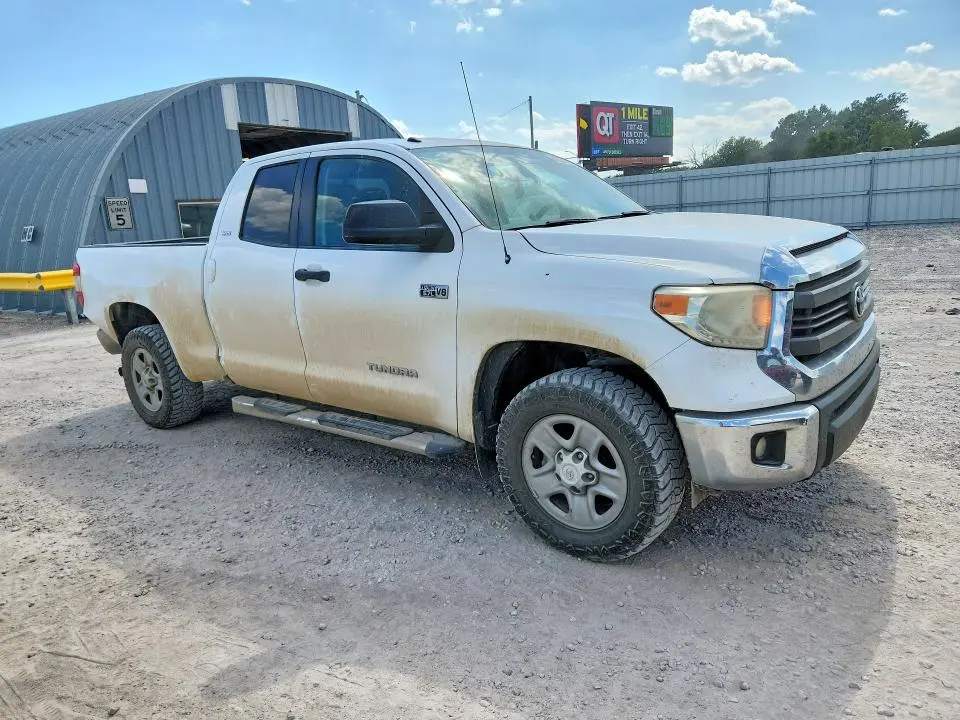 2014 TOYOTA TUNDRA SR5  
