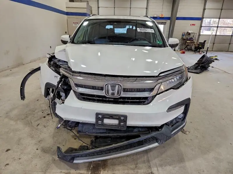 2019 HONDA PILOT TOURING  