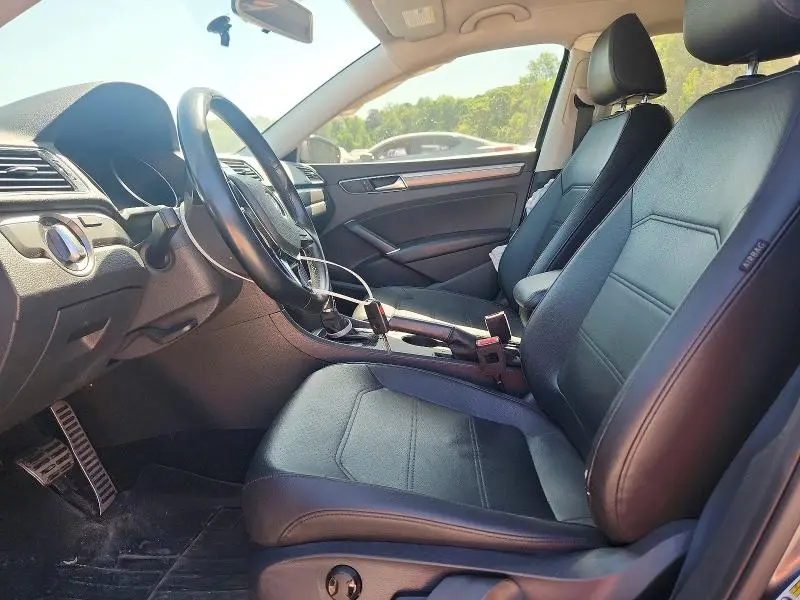 2018 VOLKSWAGEN PASSAT S  