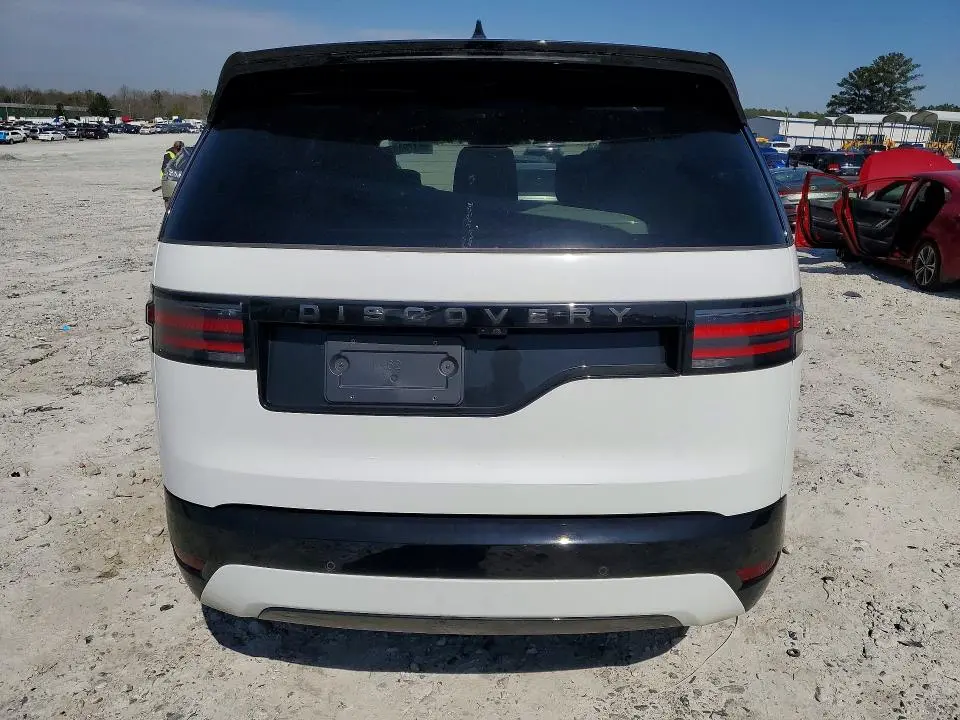 2025 LAND ROVER DISCOVERY DYNAMIC SE  