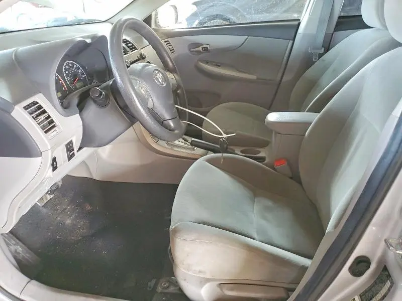 2011 TOYOTA COROLLA LE  