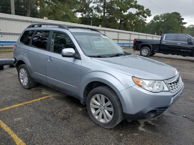 2013 SUBARU FORESTER 2.5X PREMIUM  
