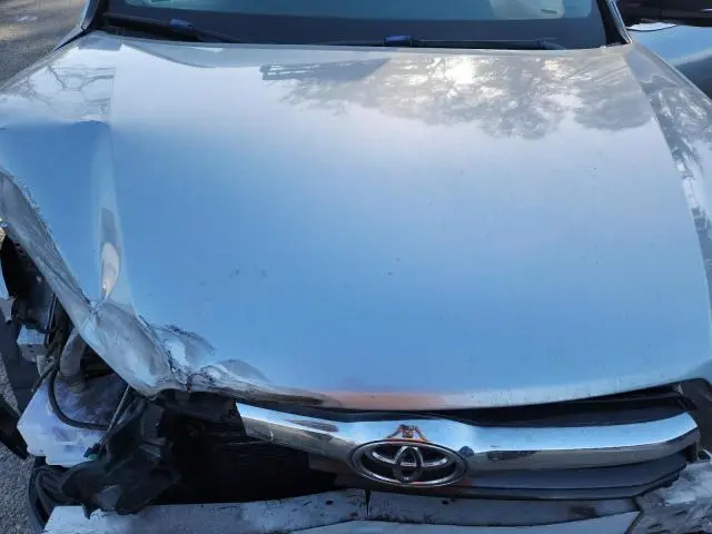 2016 TOYOTA HIGHLANDER LE  