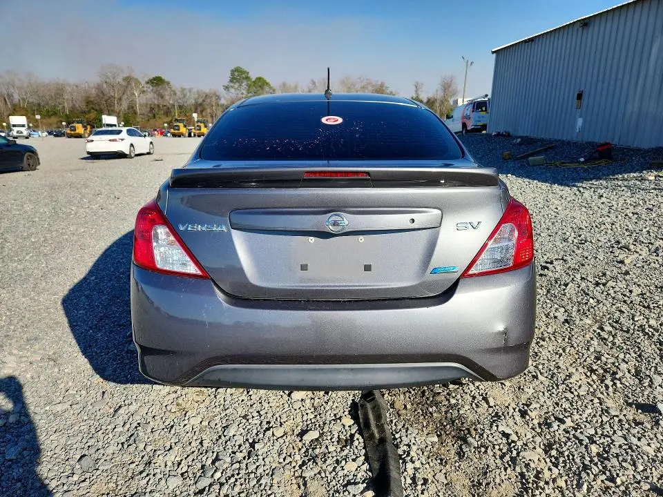 2016 NISSAN VERSA 1.6 SV  