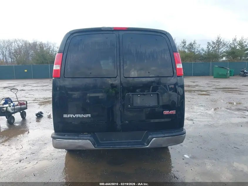 2017 GMC SAVANA 2500 WORK VAN