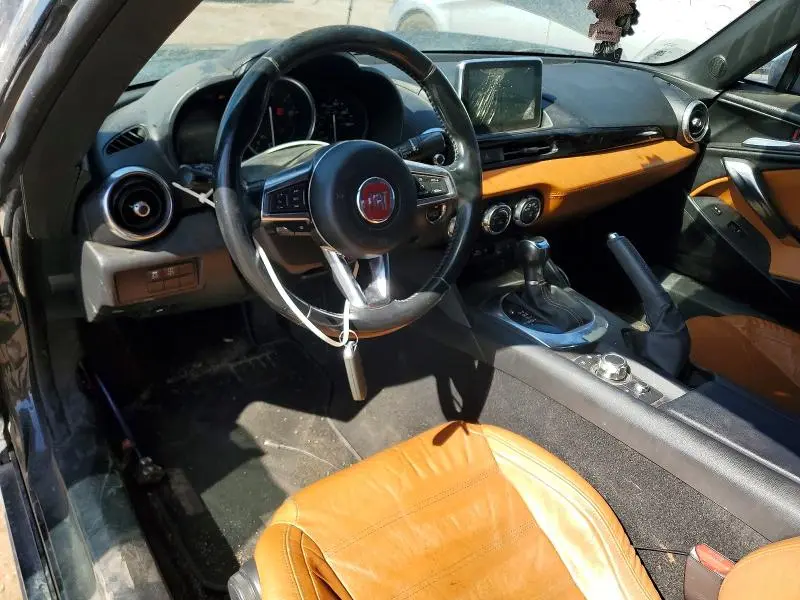 2019 FIAT 124 SPIDER CLASSICA  