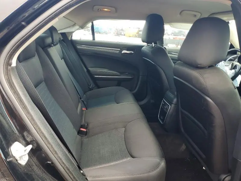 2018 CHRYSLER 300 TOURING  