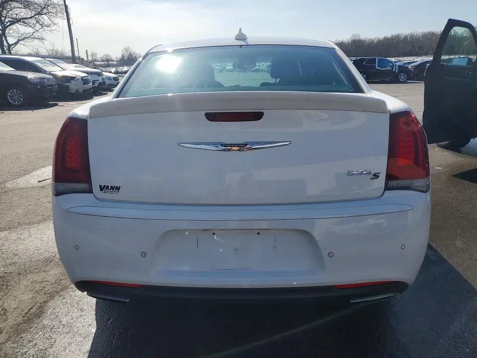 2018 CHRYSLER 300 S  