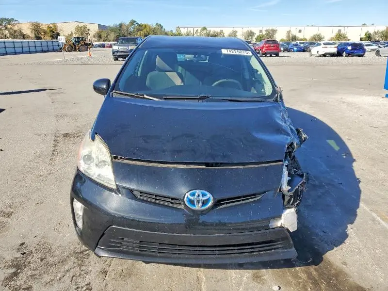 2014 TOYOTA PRIUS TWO  