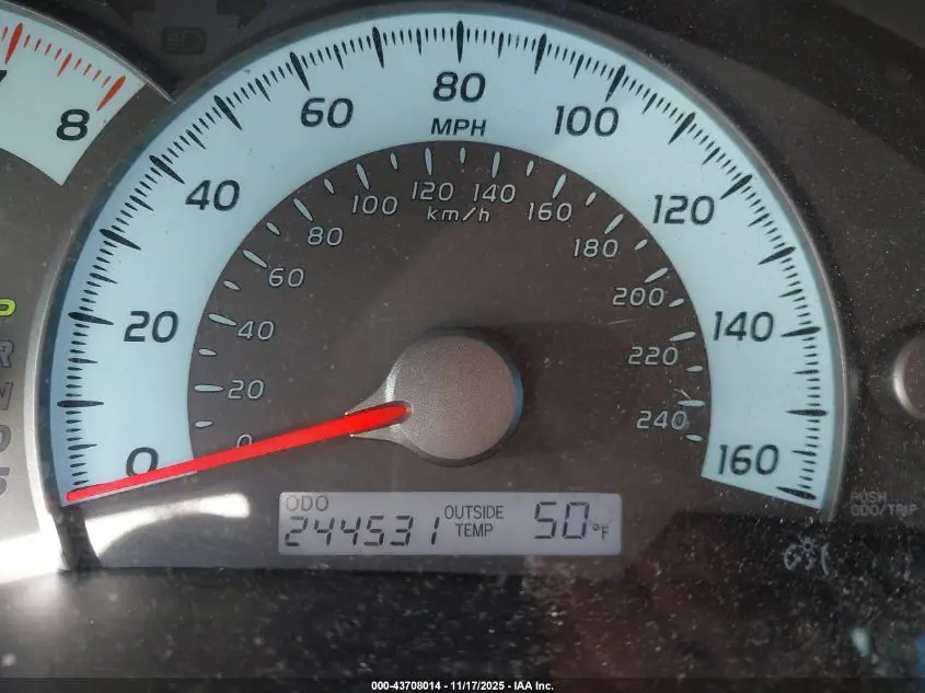 2010 TOYOTA CAMRY SE V6