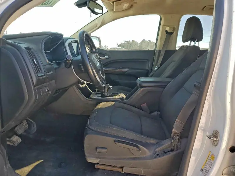 2020 GMC CANYON SLE  