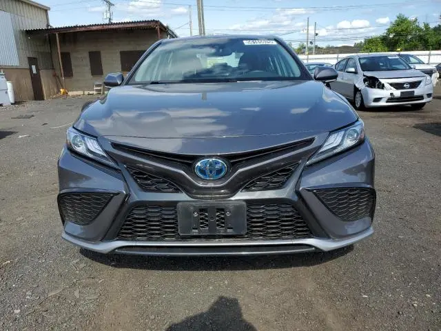 2022 TOYOTA CAMRY XSE
