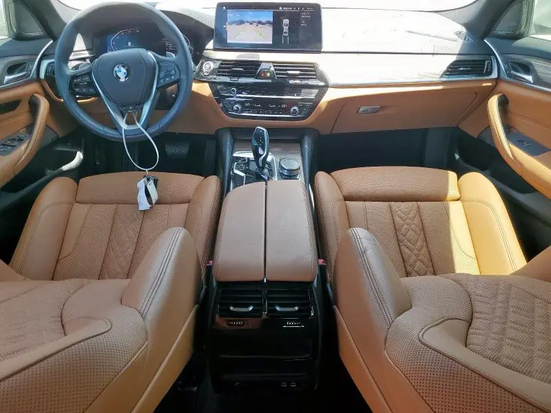 2022 BMW 530 XI  