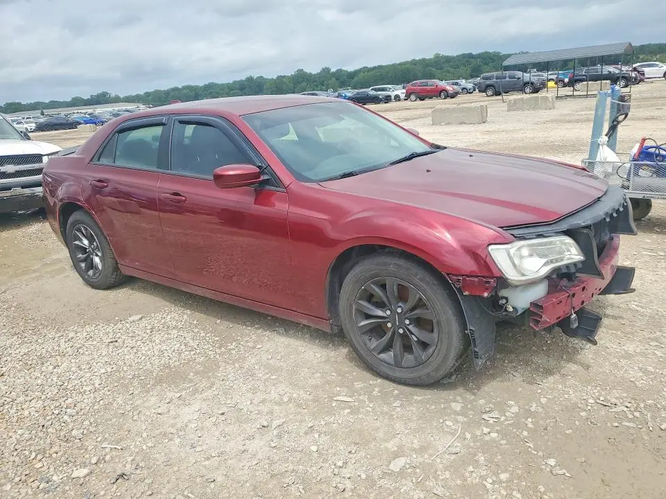 2015 CHRYSLER 300 LIMITED  
