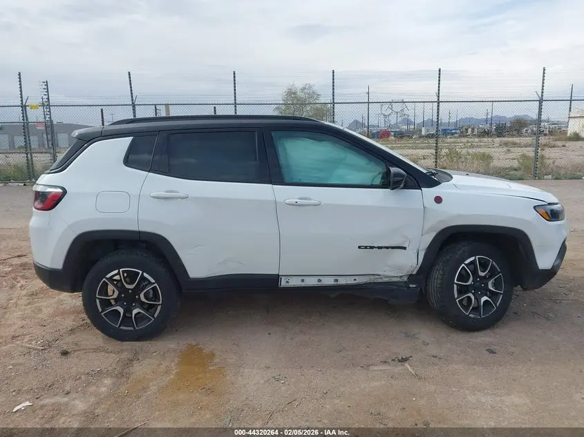 2024 JEEP COMPASS TRAILHAWK 4X4