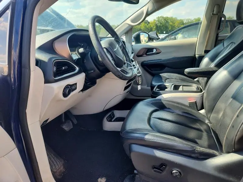 2020 CHRYSLER VOYAGER LXI  