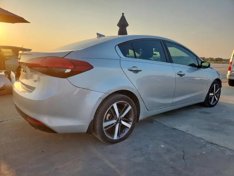 2017 KIA FORTE EX  