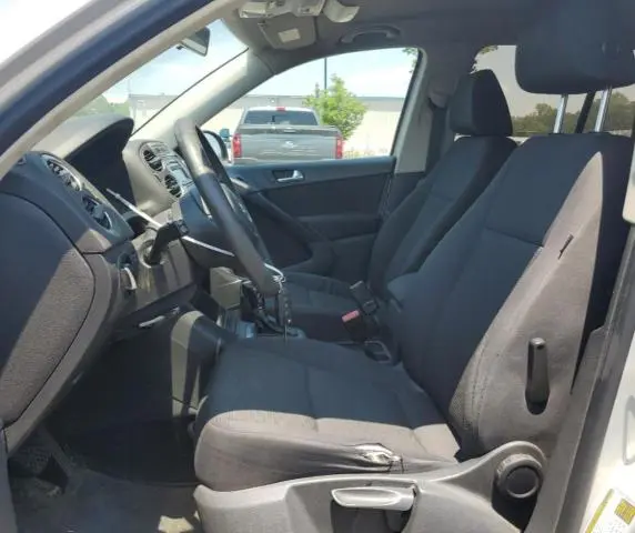 2012 VOLKSWAGEN TIGUAN S  