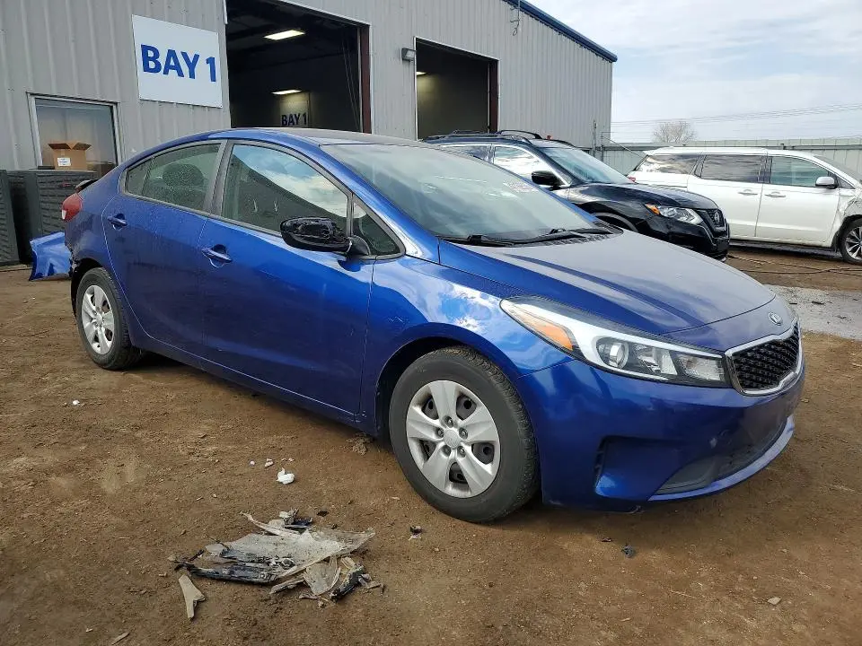 2018 KIA FORTE LX  