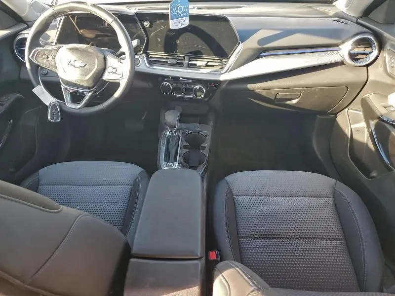 2025 CHEVROLET TRAX 1LT  