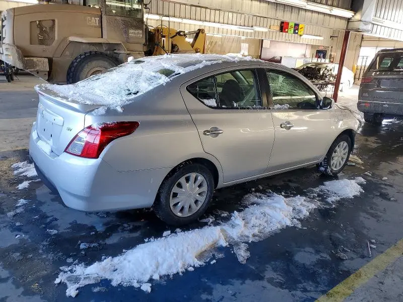 2017 NISSAN VERSA S  