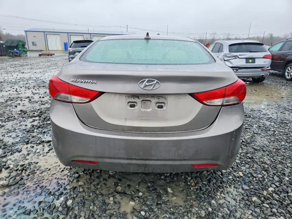 2013 HYUNDAI ELANTRA GLS  