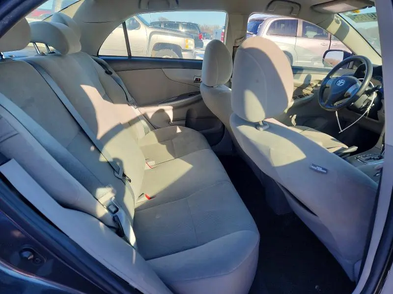 2013 TOYOTA COROLLA BASE  