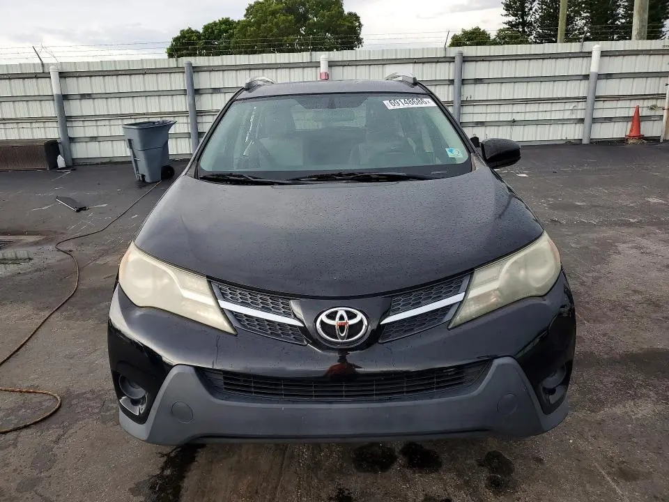 2015 TOYOTA RAV4 LE  