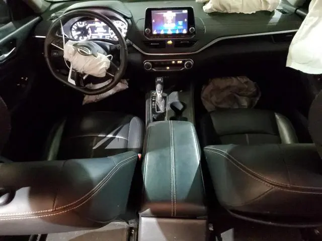 2022 NISSAN ALTIMA SR  