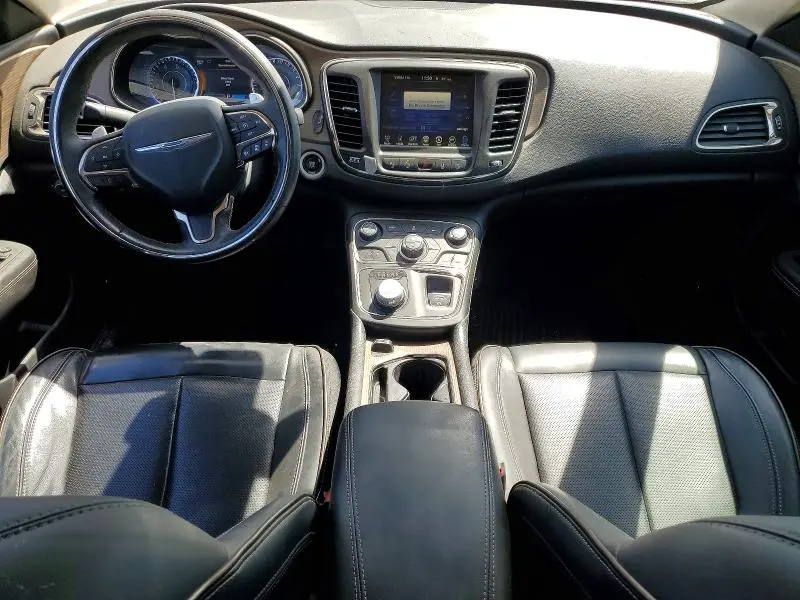 2016 CHRYSLER 200 C  