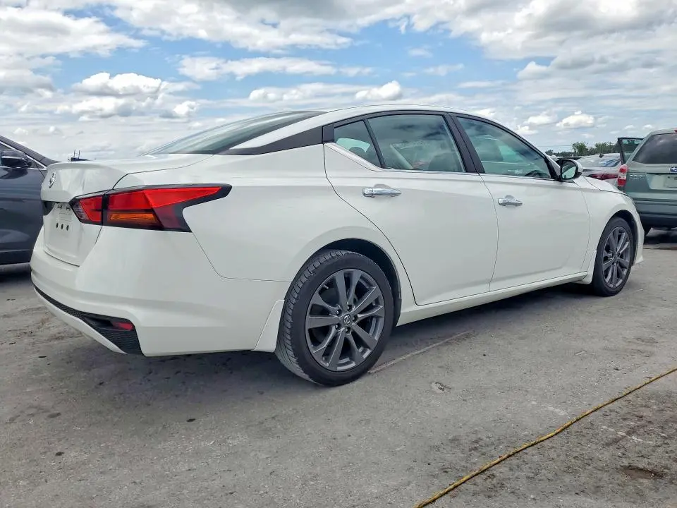 2019 NISSAN ALTIMA S  