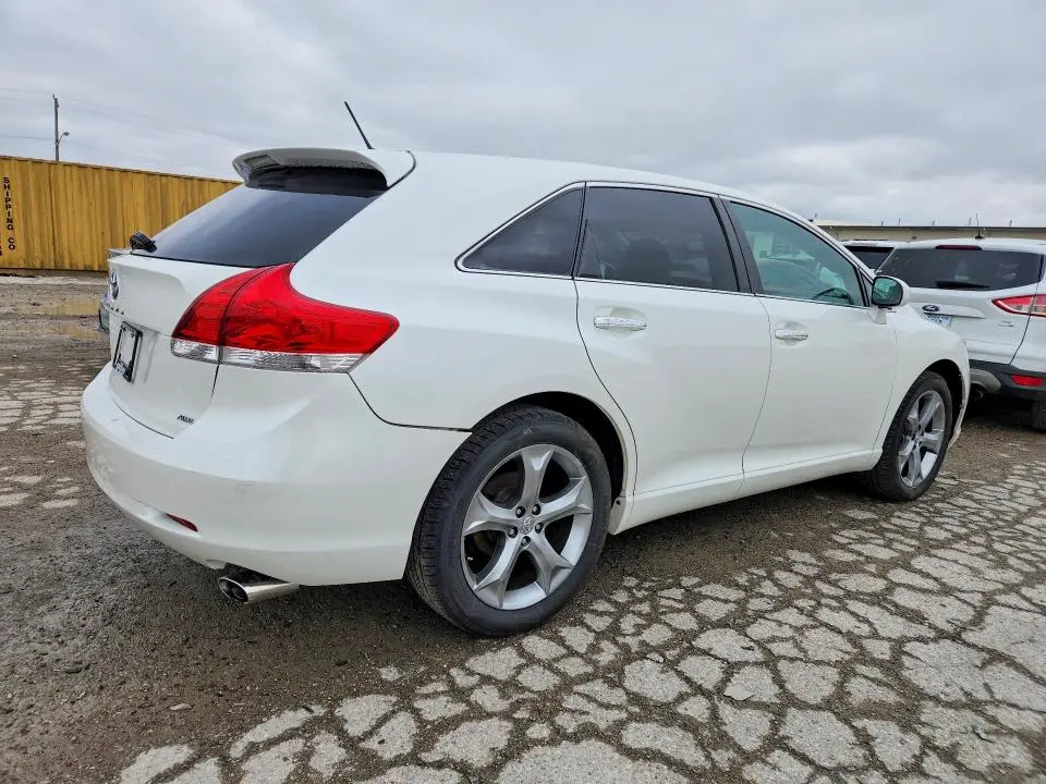 2010 TOYOTA VENZA AWD V6  