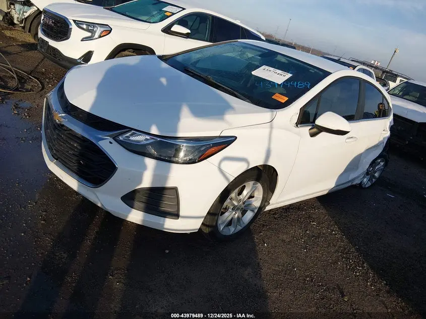 2019 CHEVROLET CRUZE LT