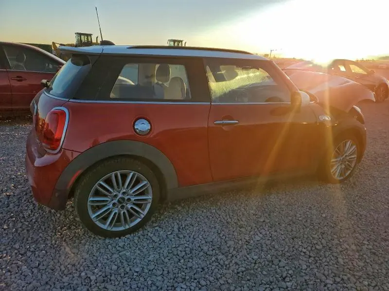 2016 MINI COOPER S  