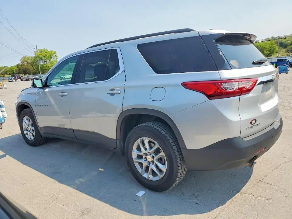 2020 CHEVROLET TRAVERSE LT  