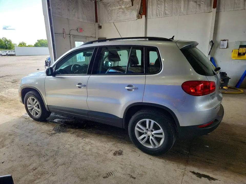 2016 VOLKSWAGEN TIGUAN S  