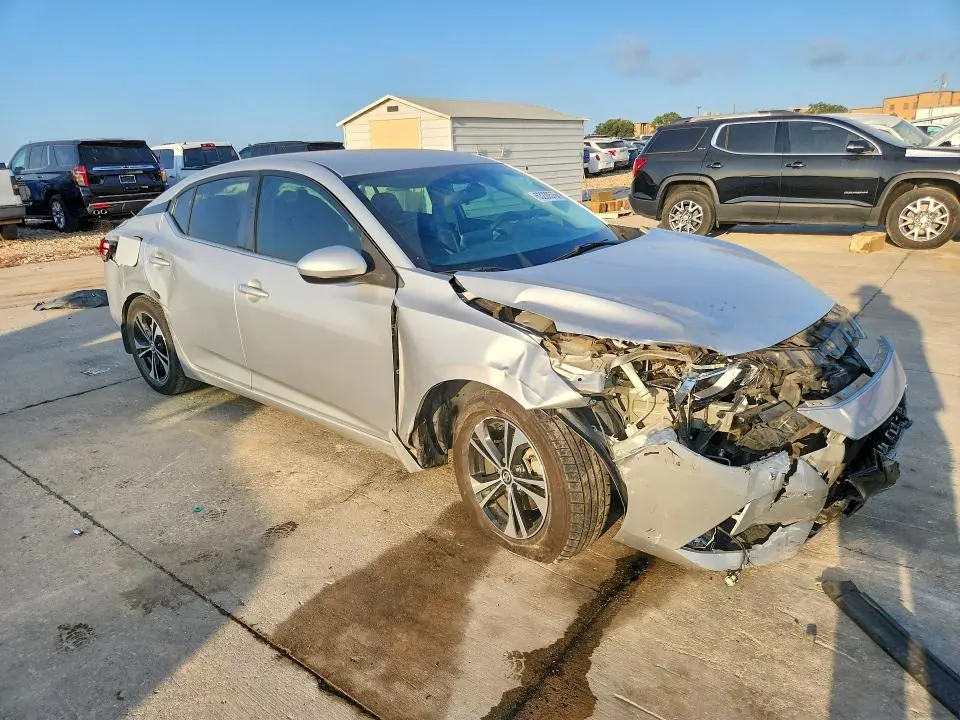 2021 NISSAN SENTRA SV  
